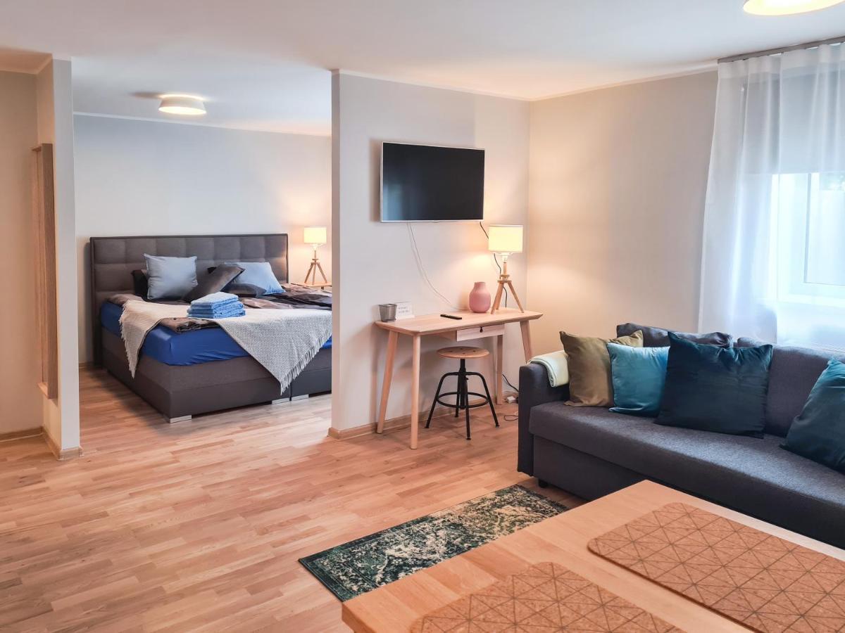 Ohtu Poik 2 City Center Basement Apartment Παρνού Εξωτερικό φωτογραφία