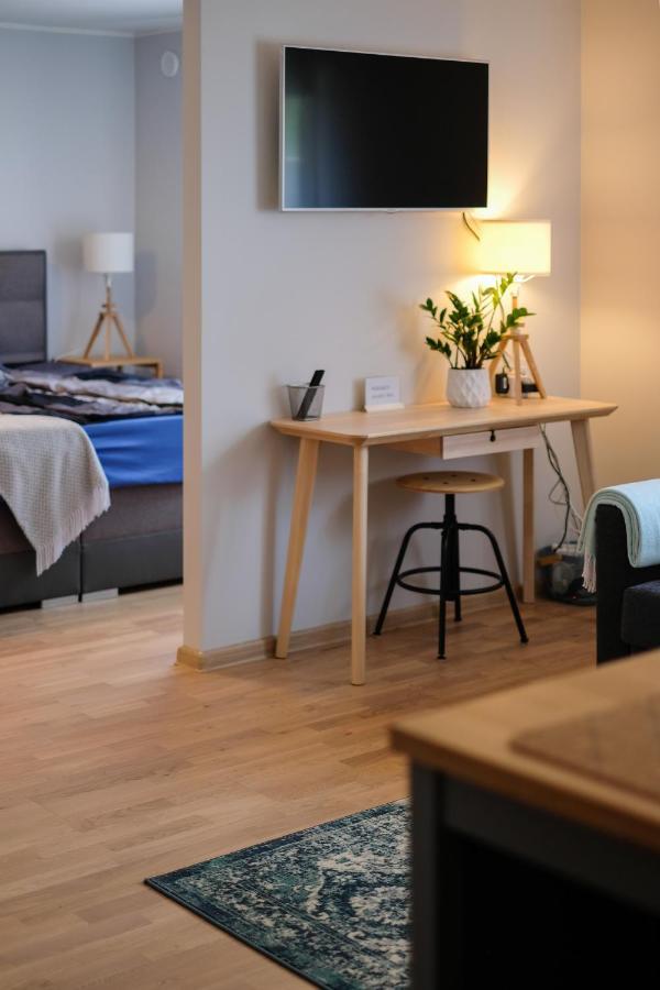 Ohtu Poik 2 City Center Basement Apartment Παρνού Εξωτερικό φωτογραφία
